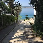 Modern Just 70m From The With Free Parking Appartement Crikvenica
