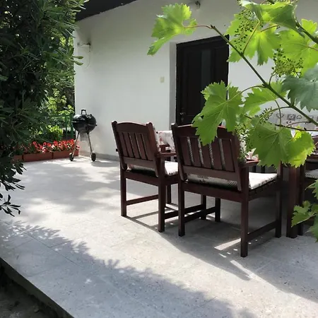 דירה Modern Just 70m From The With Free Parking *